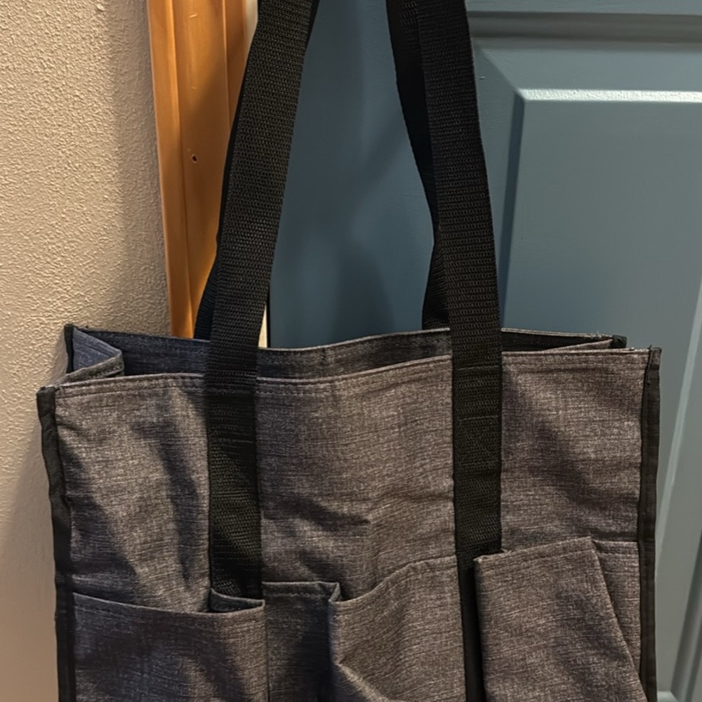 Thirty-One Tote Bag - Picture 6 of 6